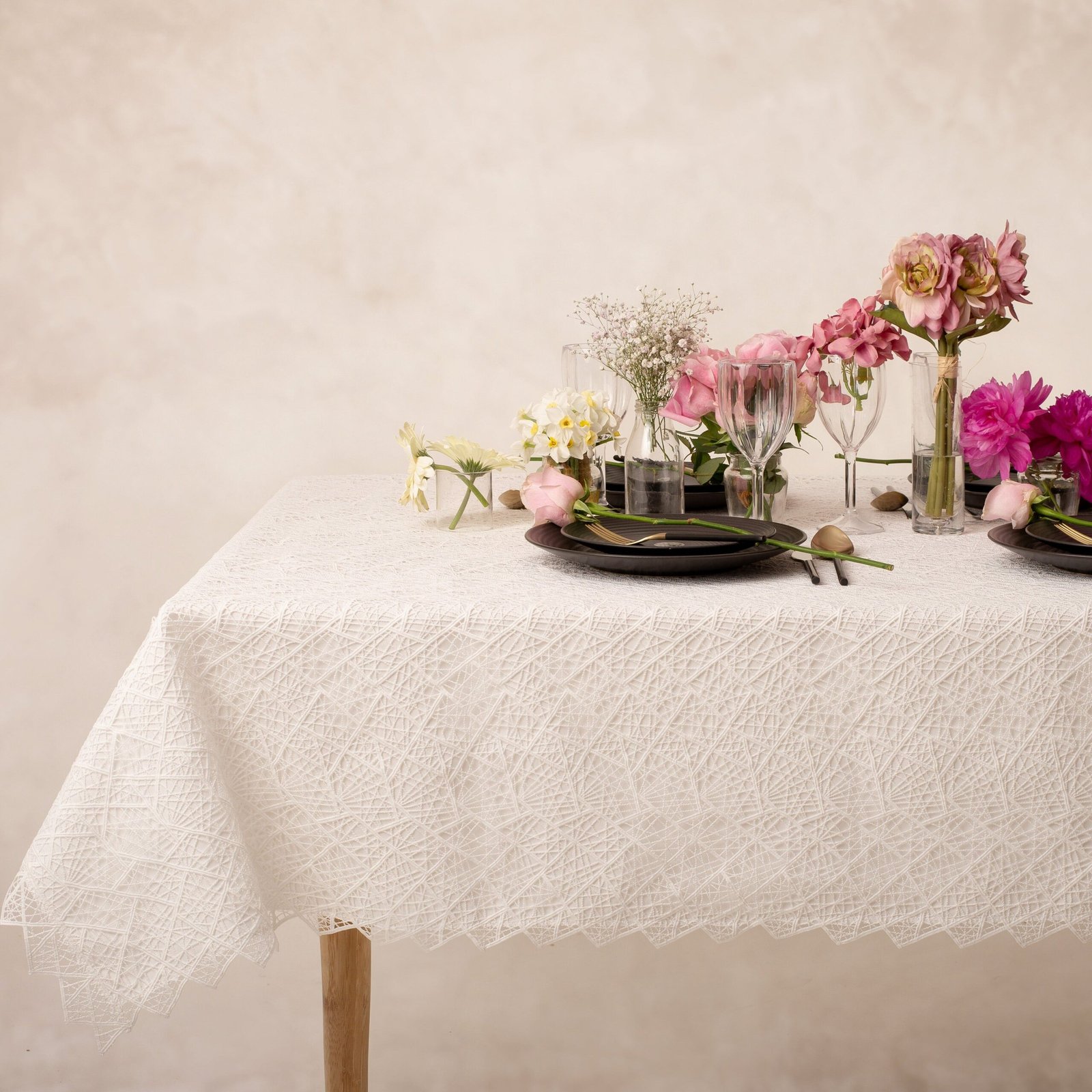 Sherlinlined_2 Sherlin Tablecloth - Image 1