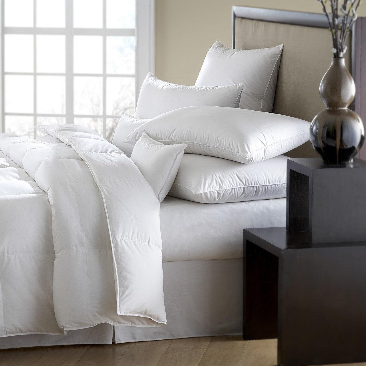 mackenza-560-fill-power-white-down-pillow-elegant-linen Mackenza 560 Fill Power White Down Pillow - Image 1